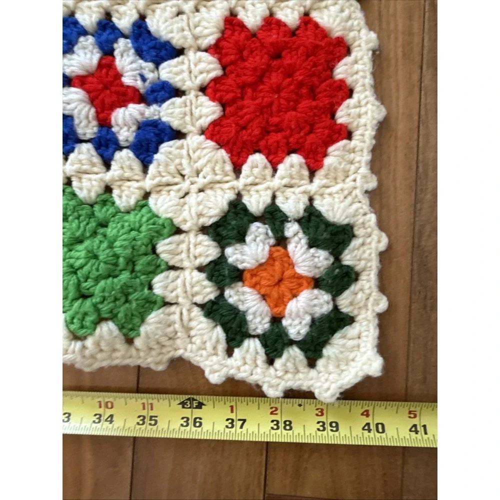 Vintage Handmade Crochet Granny Square Afghan Blanket‎ 40